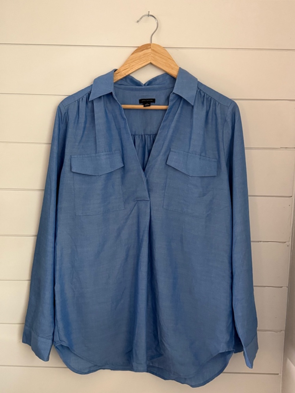 Ann Taylor Blue Long sleeve Top